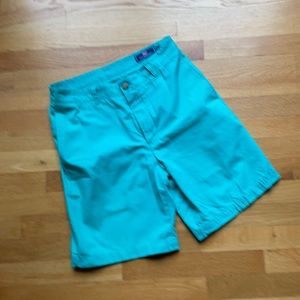 Vineyard Vines shorts